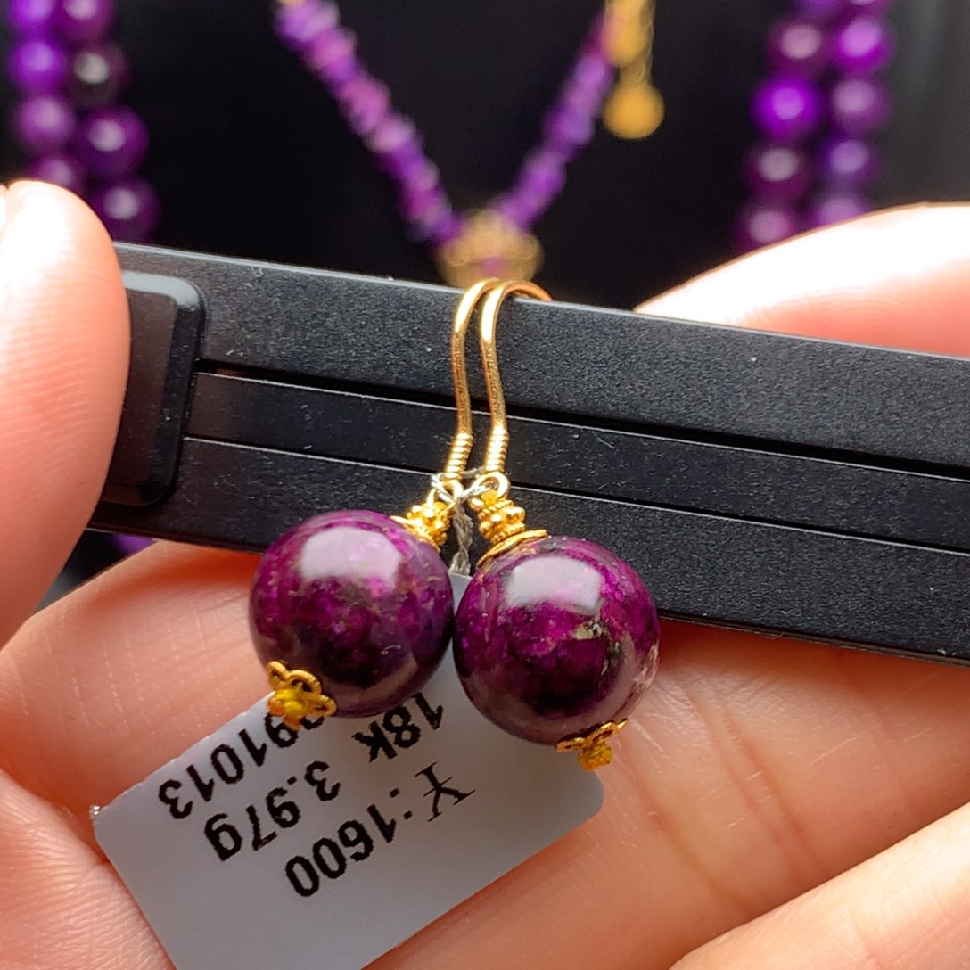 苏纪石（舒俱来）18K金镶嵌耳饰