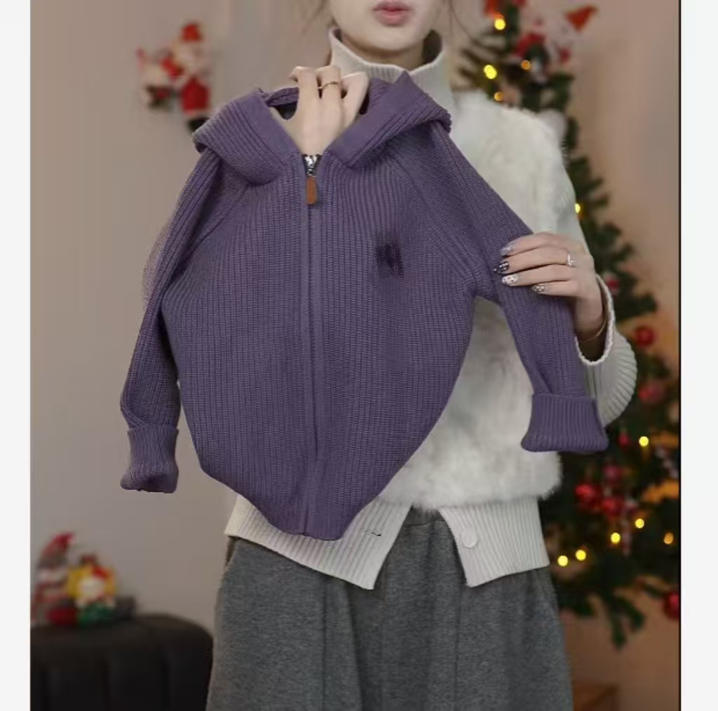 秋冬款儿童秋季圆领百搭复古韩版针织红色开衫刺绣毛衣