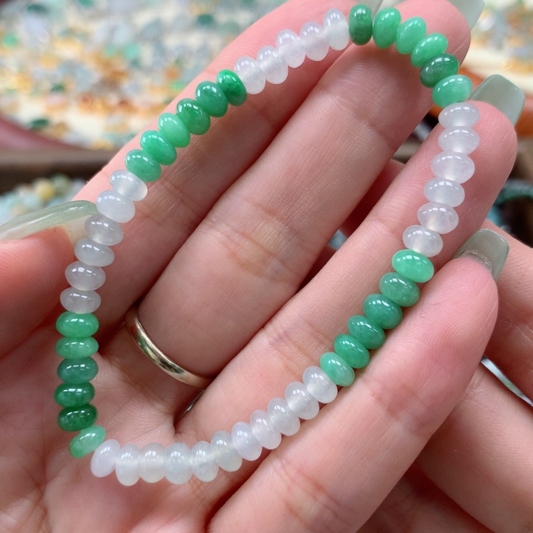 散珠翡翠鼓珠手串