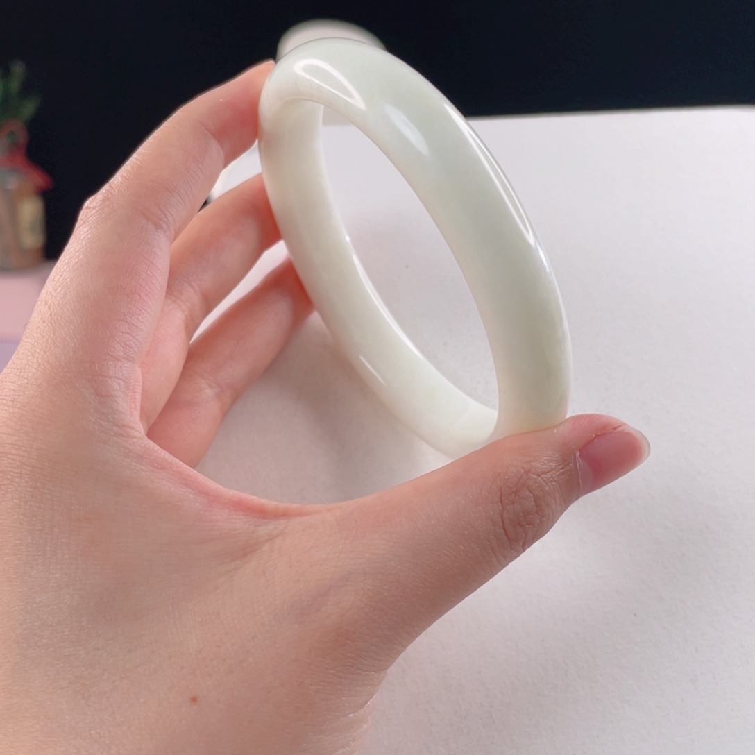 蓝田玉（蛇纹石化大理石玉）手镯未镶嵌清***意