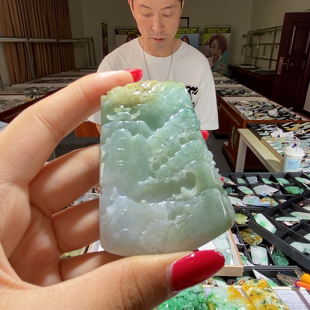 翡翠未镶嵌颈饰翡翠