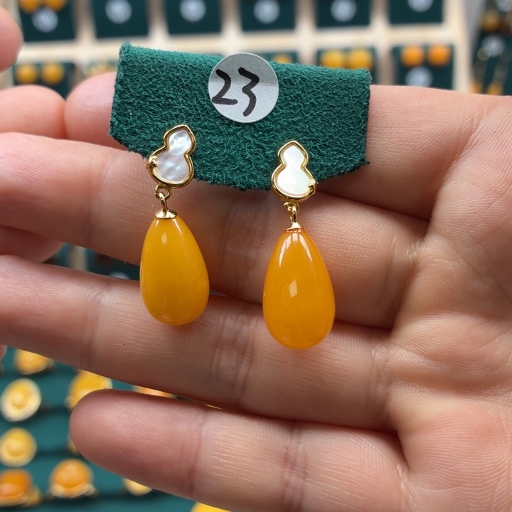 琥珀银S925镶嵌耳饰金色托