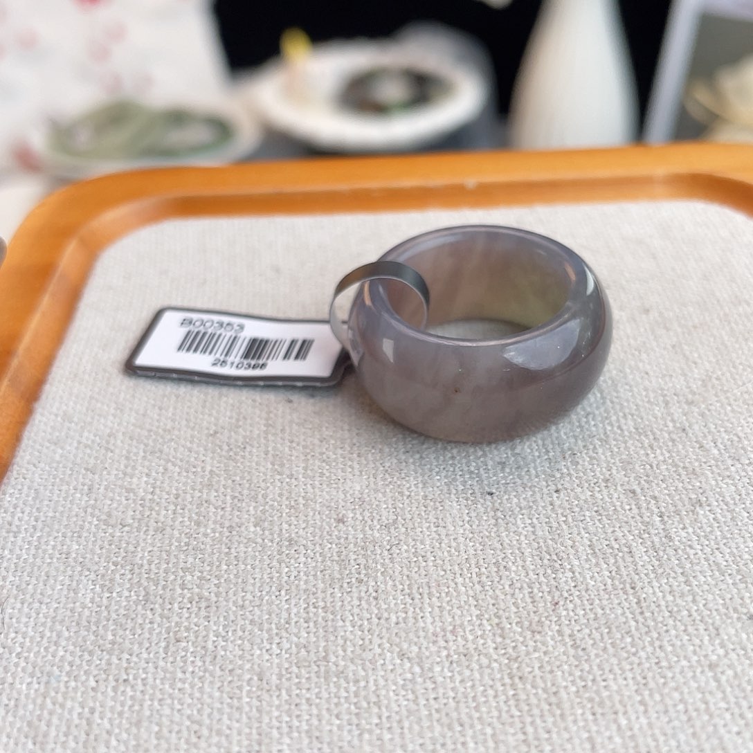 和田玉未镶嵌戒指U27紫吨吨18.8不退换