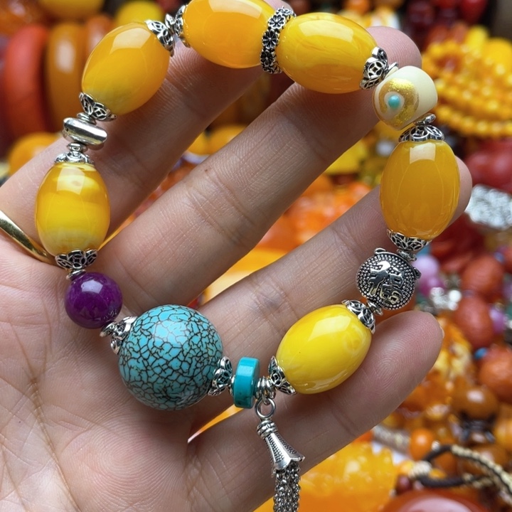 树脂制品82号黄色手串