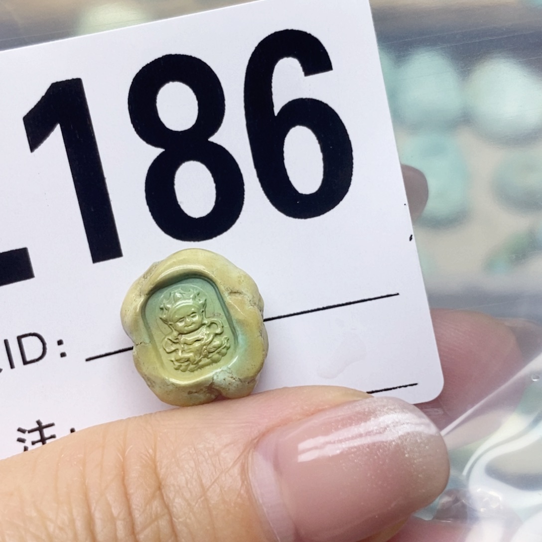 绿松石配饰未镶嵌