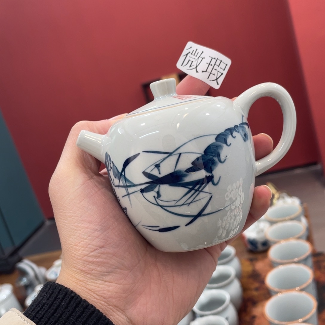 釉下手绘茶具微瑕