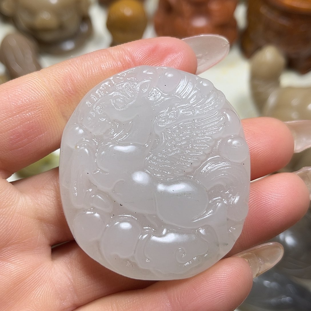 白玉菩提吊坠白玉菩提吊坠
