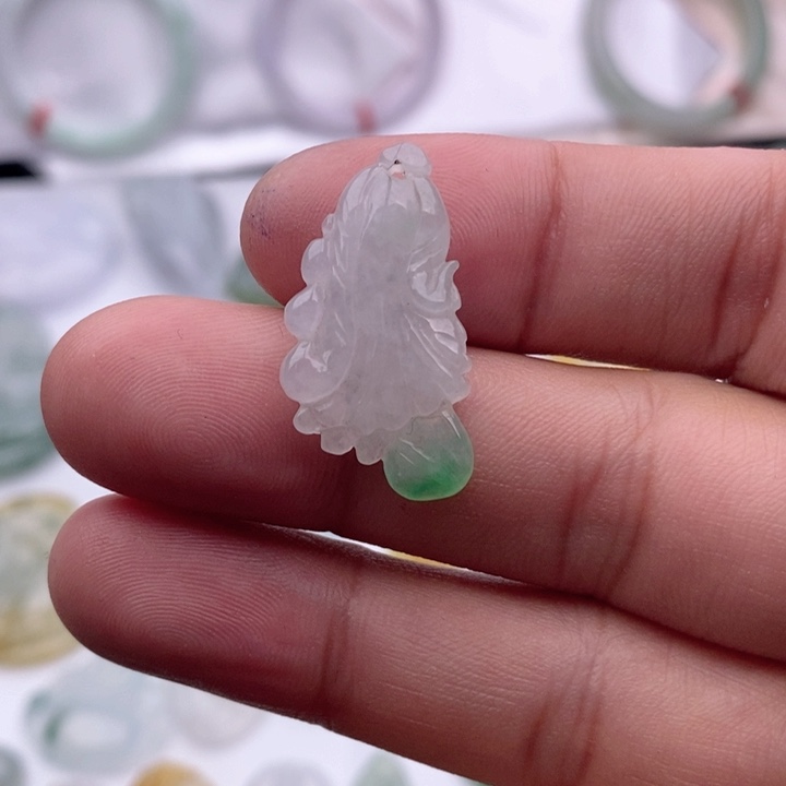 翡翠吊坠(不含链)未镶嵌噗****噗