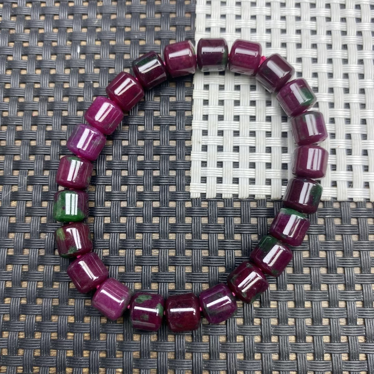 红绿8mm路路通手串1200
