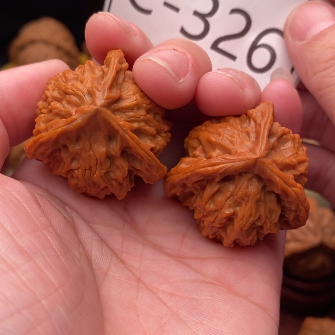 文玩核桃把件正奔34