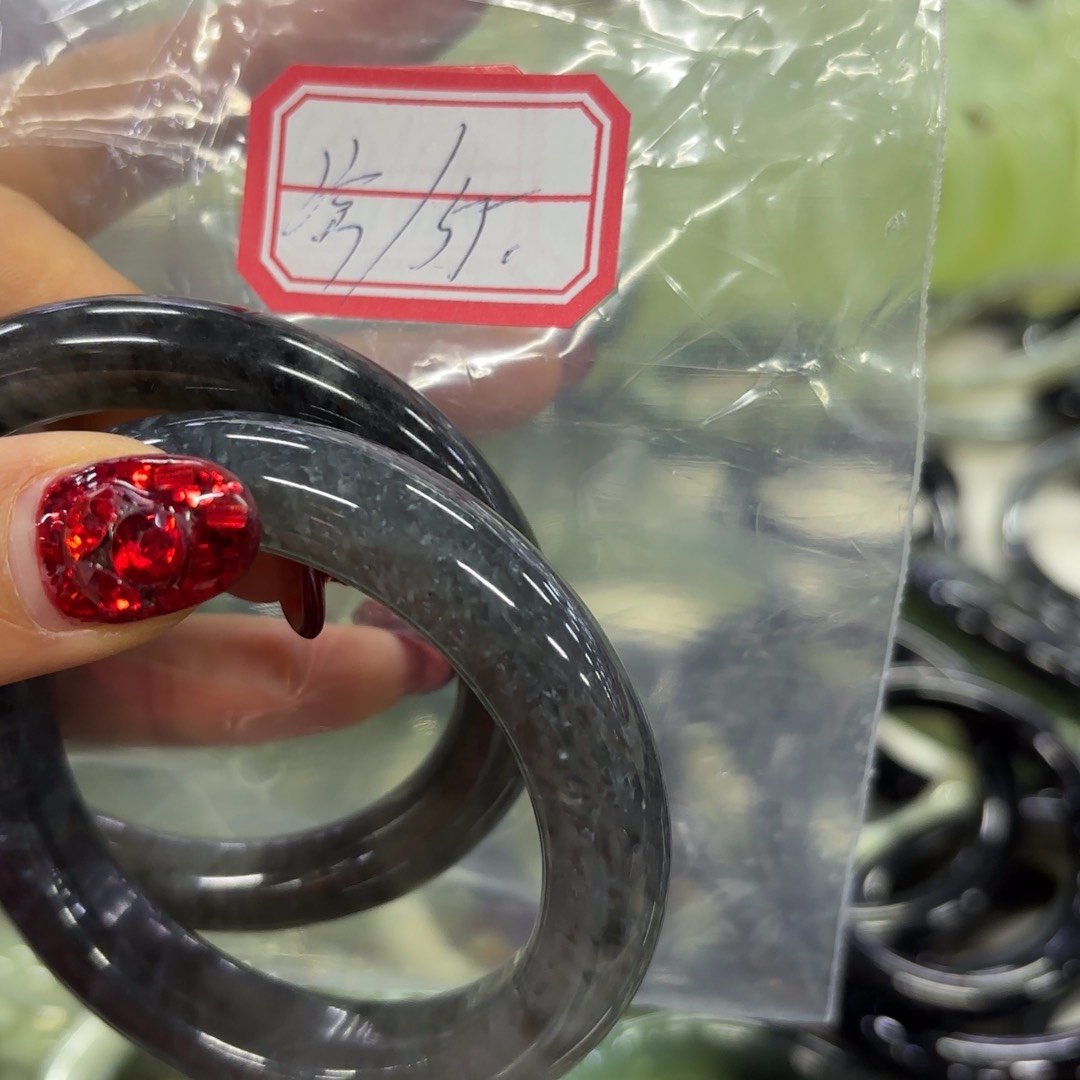 蛇纹石玉手镯未镶嵌凉*