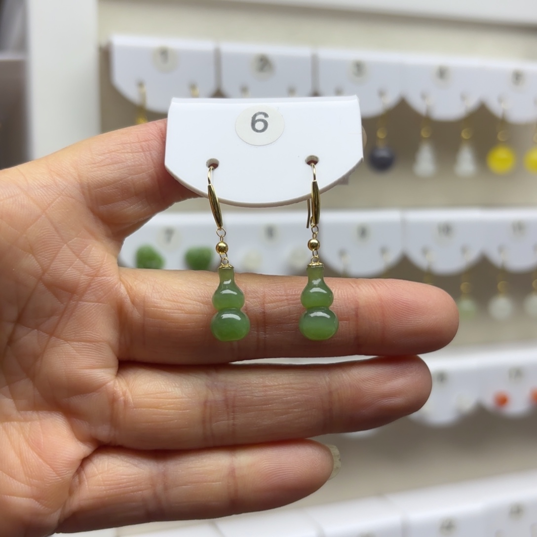 和田玉18K金镶嵌耳饰