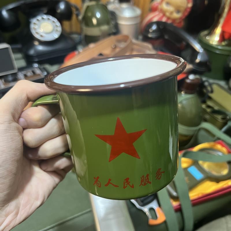 库存老货绿色搪瓷口杯10公分