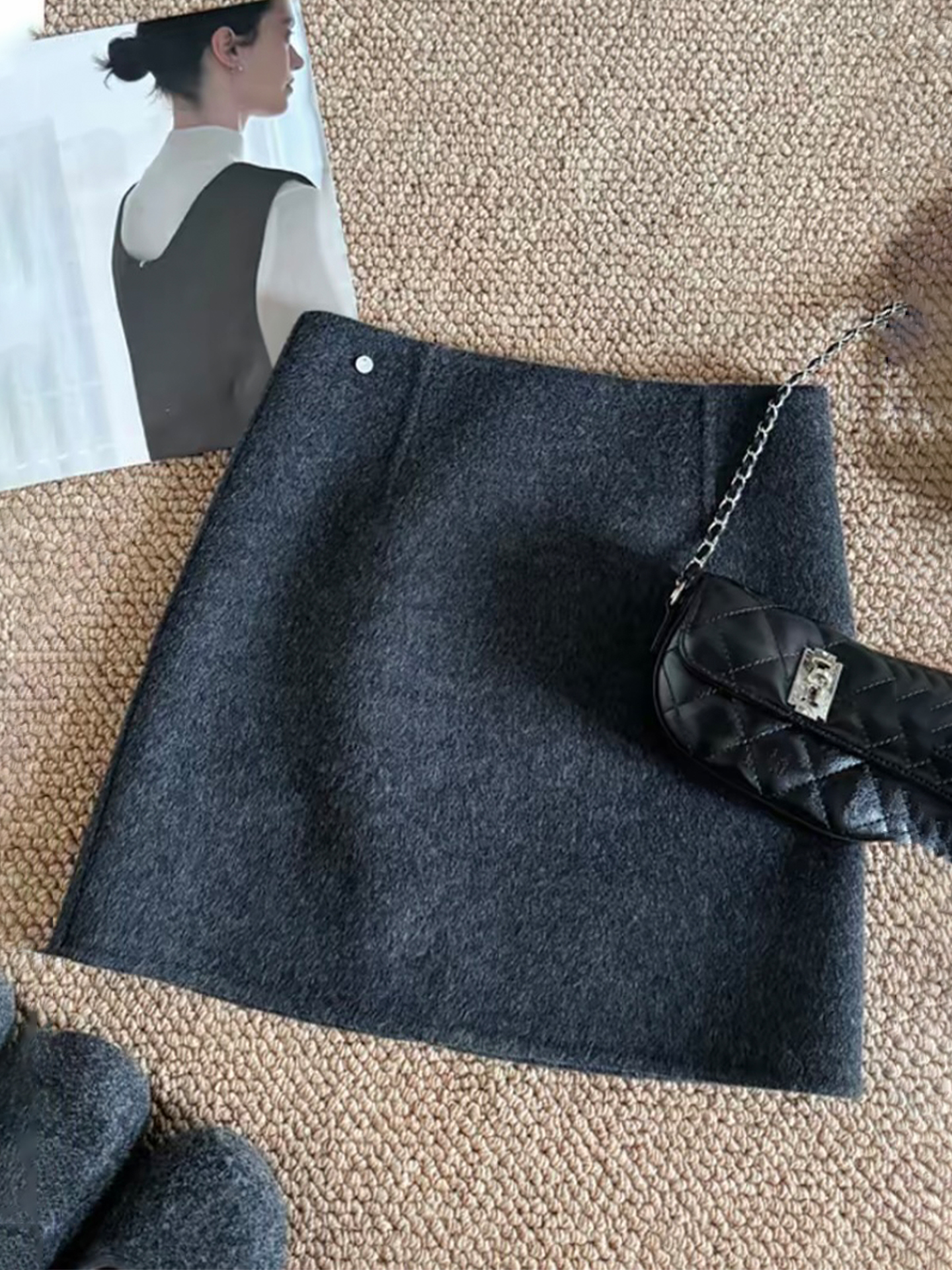 无D推荐！高级感纯色毛呢短裙女2025秋冬韩系简约百搭A字半身裙