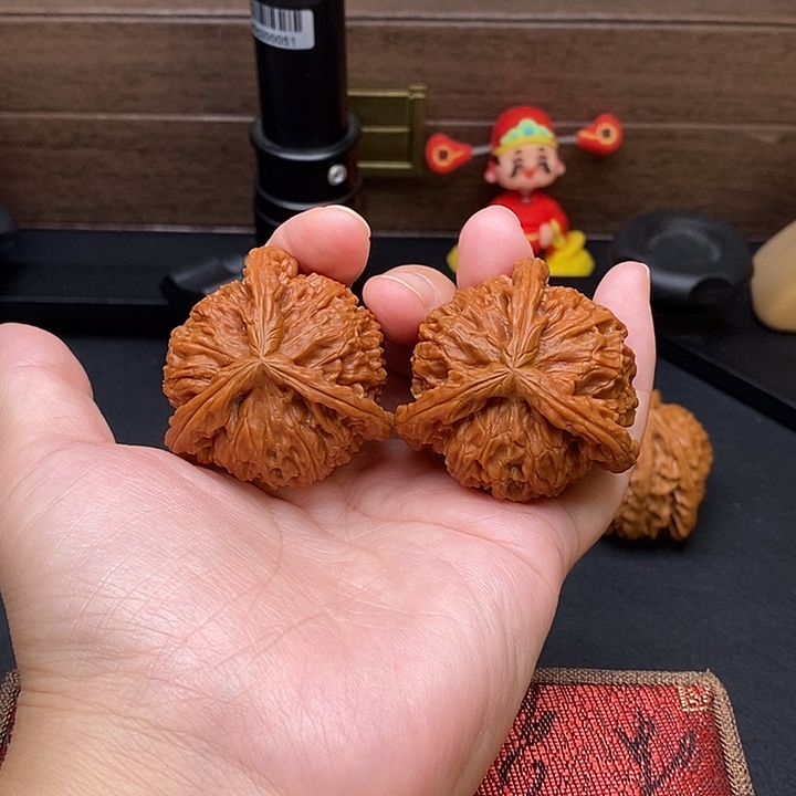志***把件文玩核桃白奔