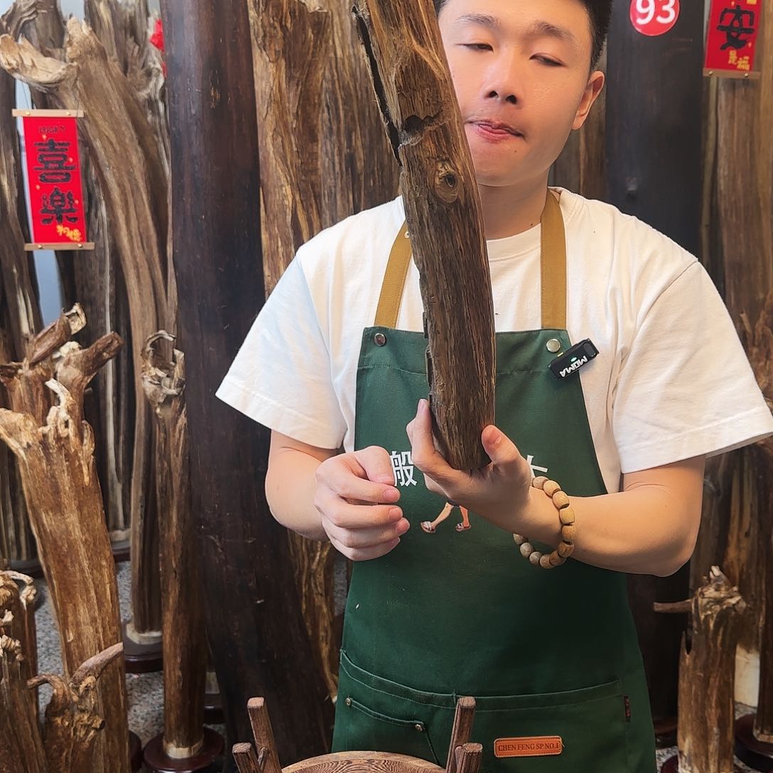 沉香摆件天然沉香原木摆件➕底座