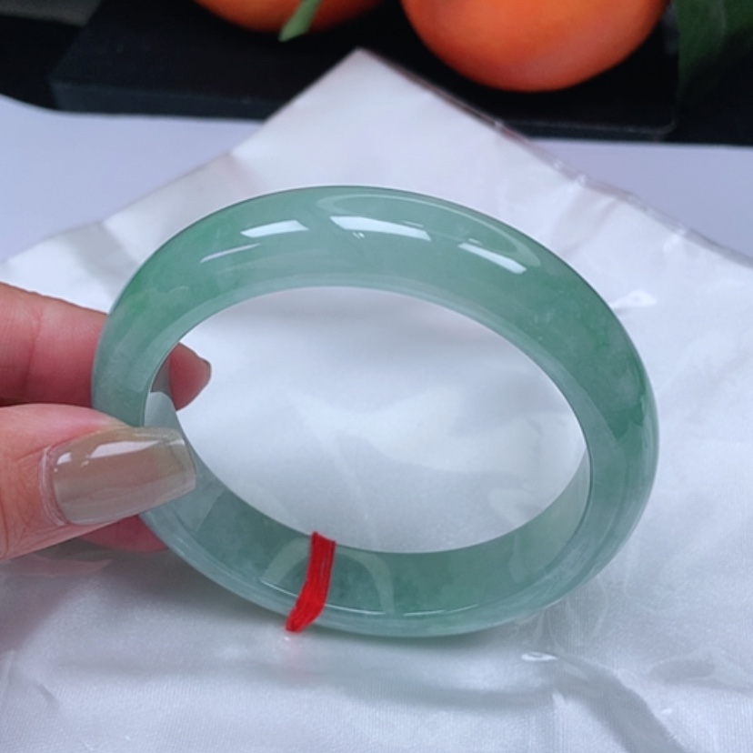 【闪购商品】翡翠手镯未镶嵌，
