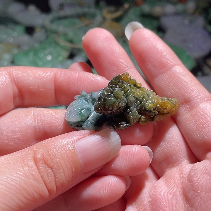 未镶嵌挂件翡翠天