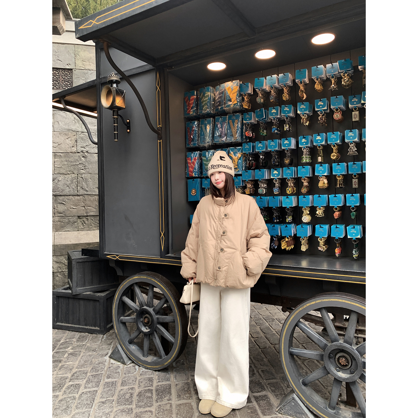 小君君布兰妮 柏林街头/复古酵染新国标90白鸭绒羽绒服