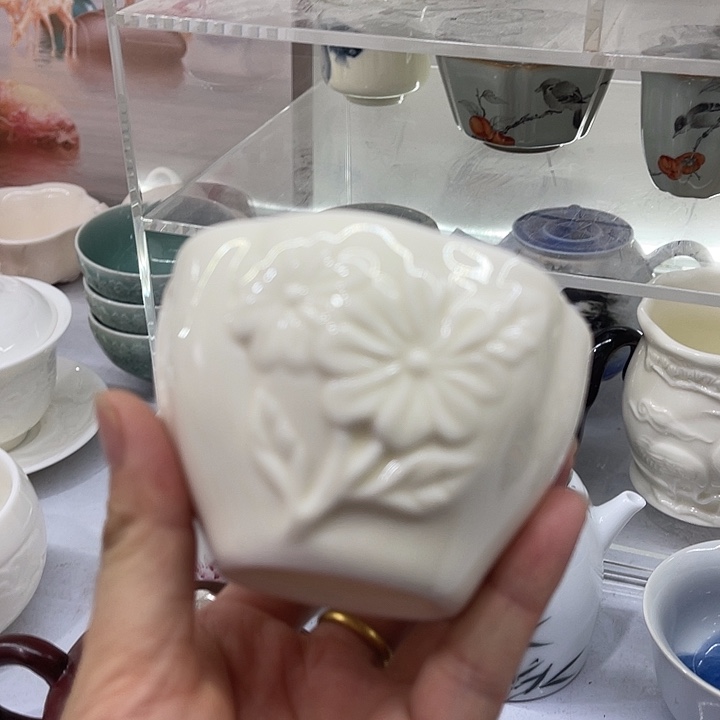 福利待遇多多哦哦哦八方来财
