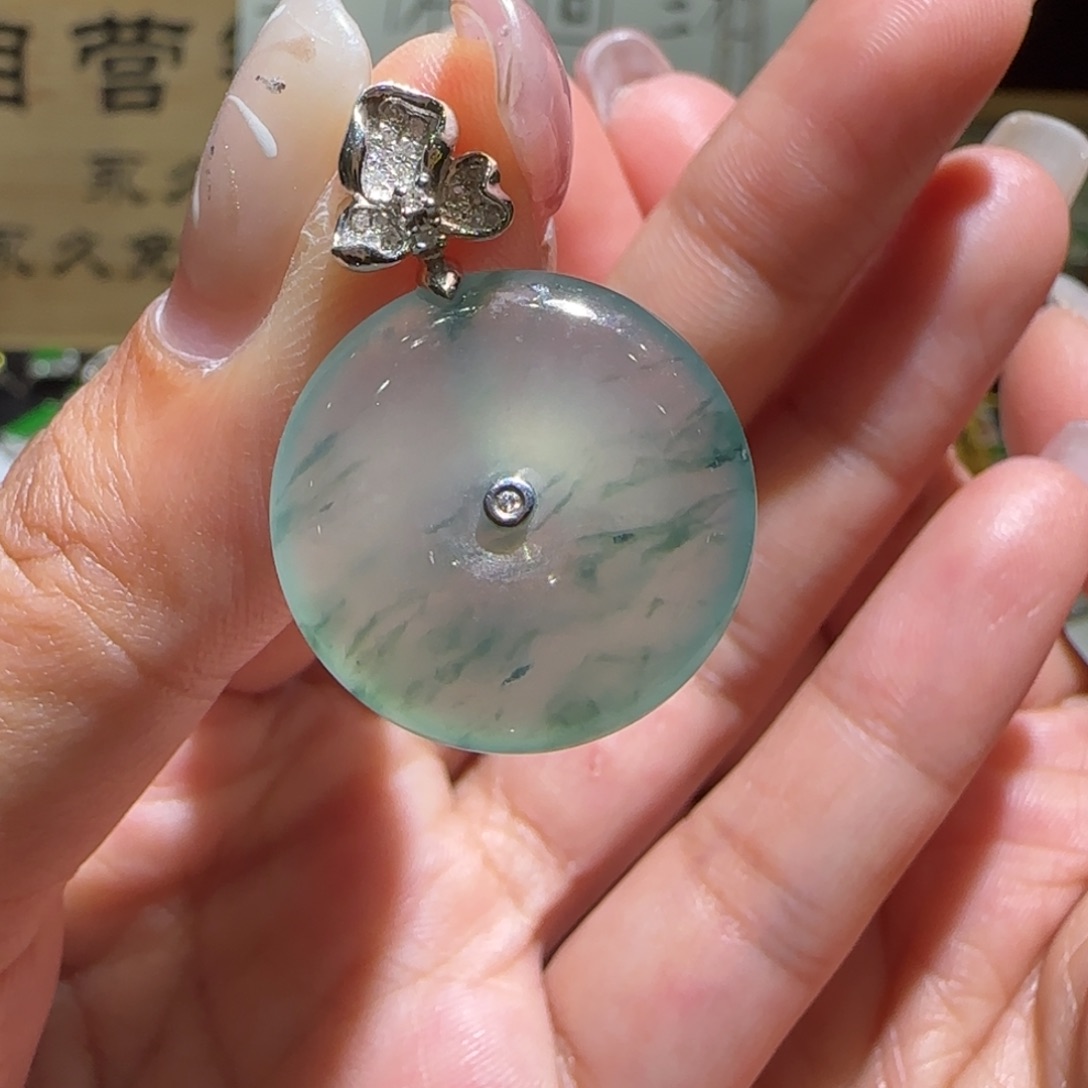 【闪购商品】翡翠颈饰18K金镶嵌缅甸