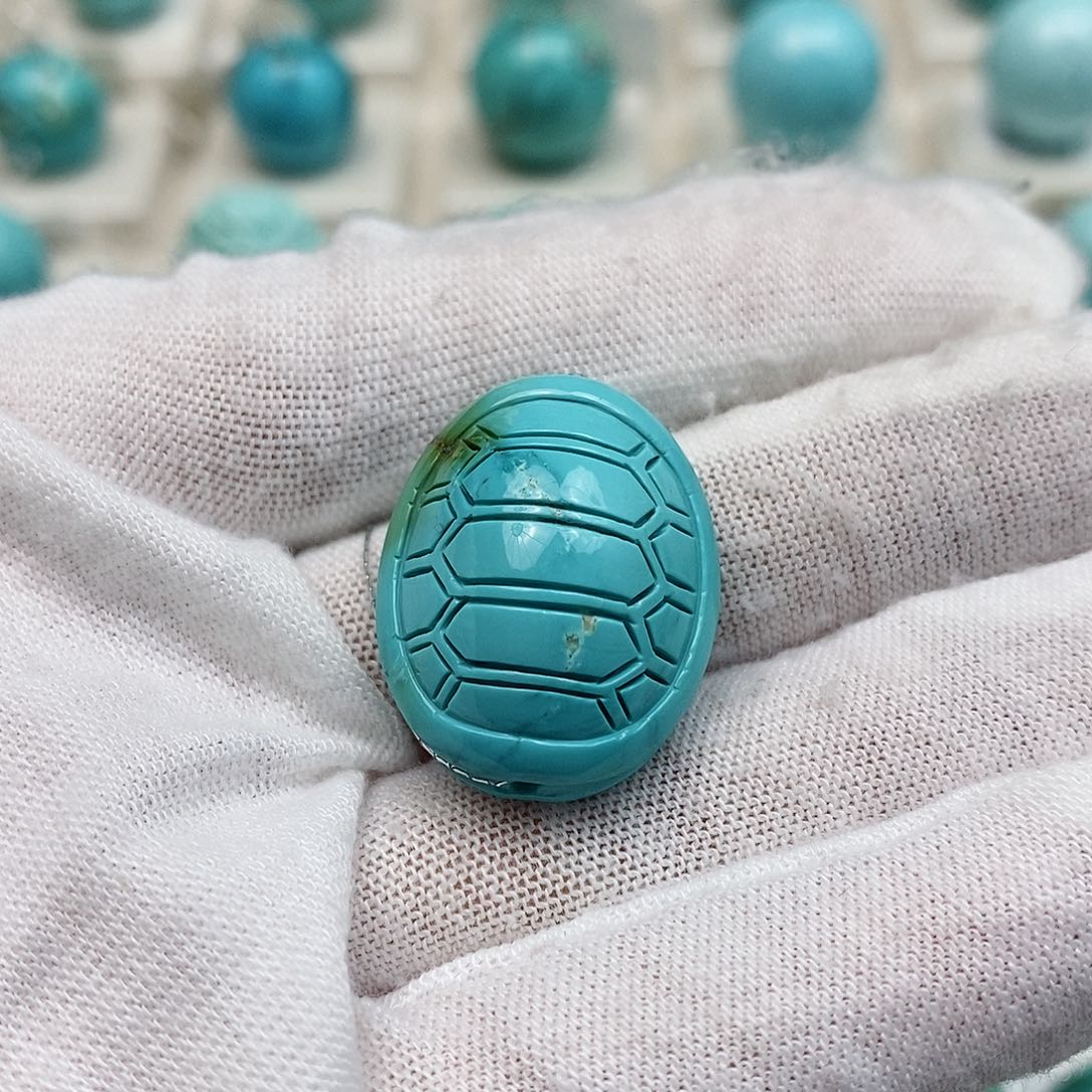 绿松石配饰未镶嵌