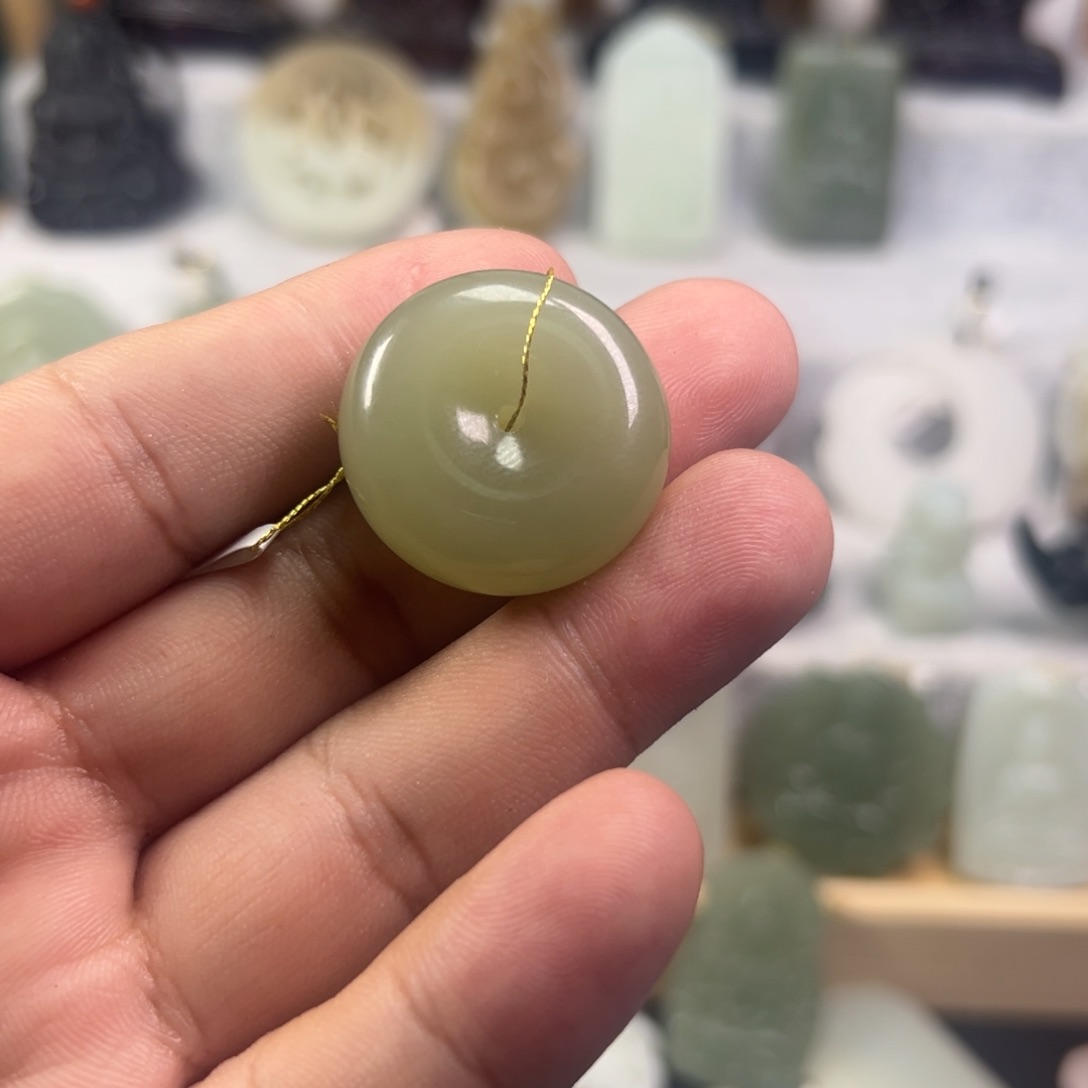 和田玉颈饰未镶嵌Y***e