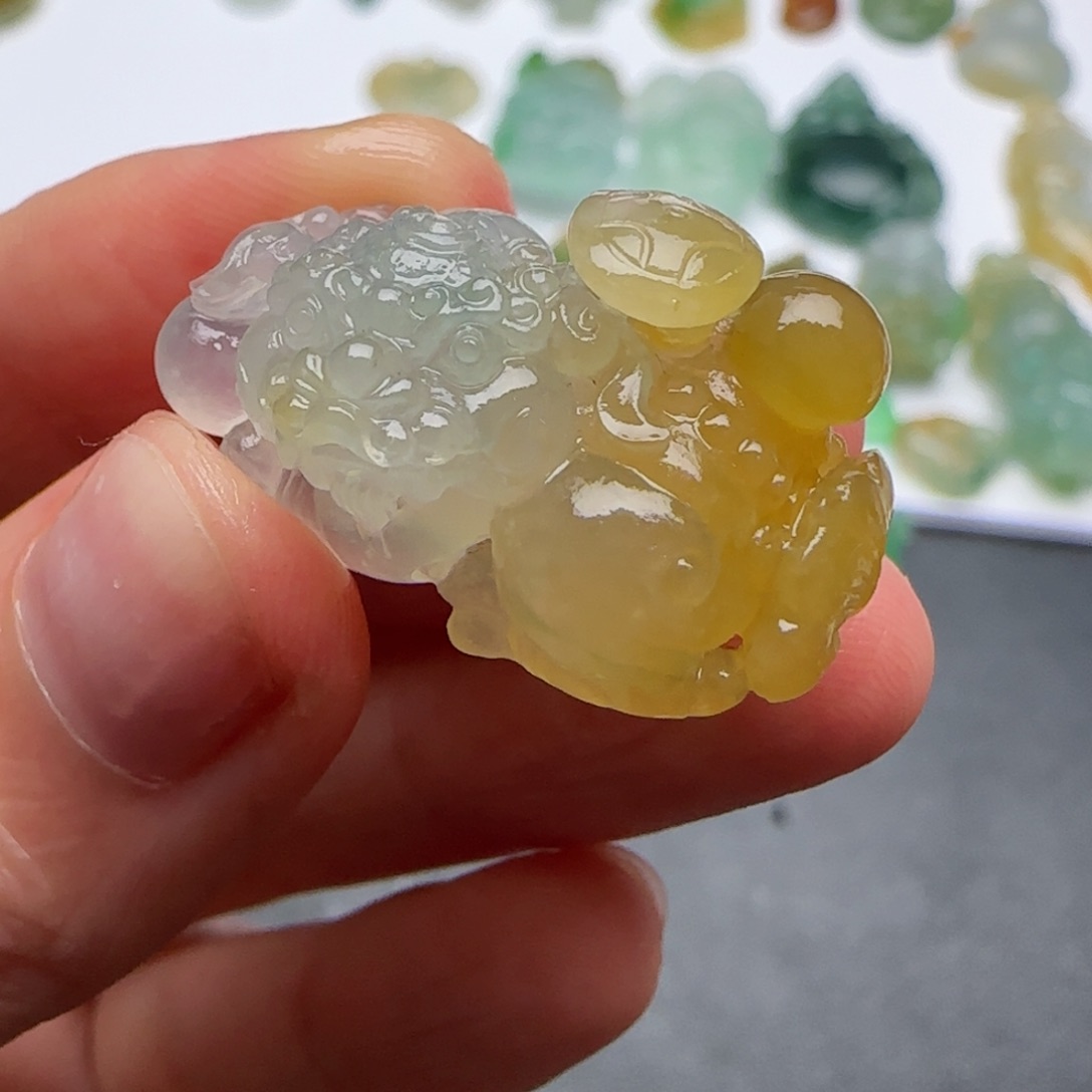 定制翡翠未镶嵌翡翠