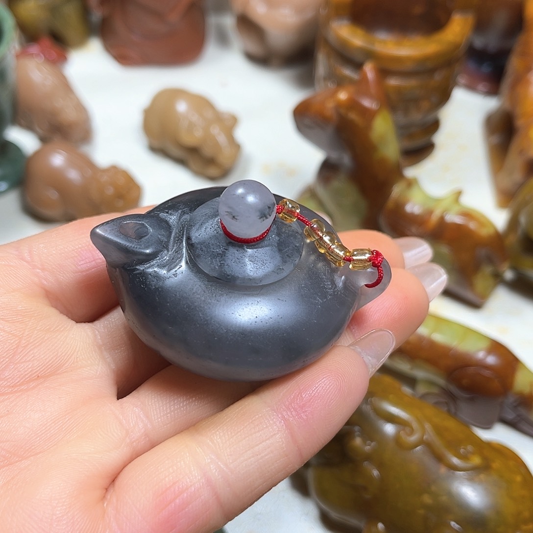 白玉菩提吊坠白玉菩提吊坠