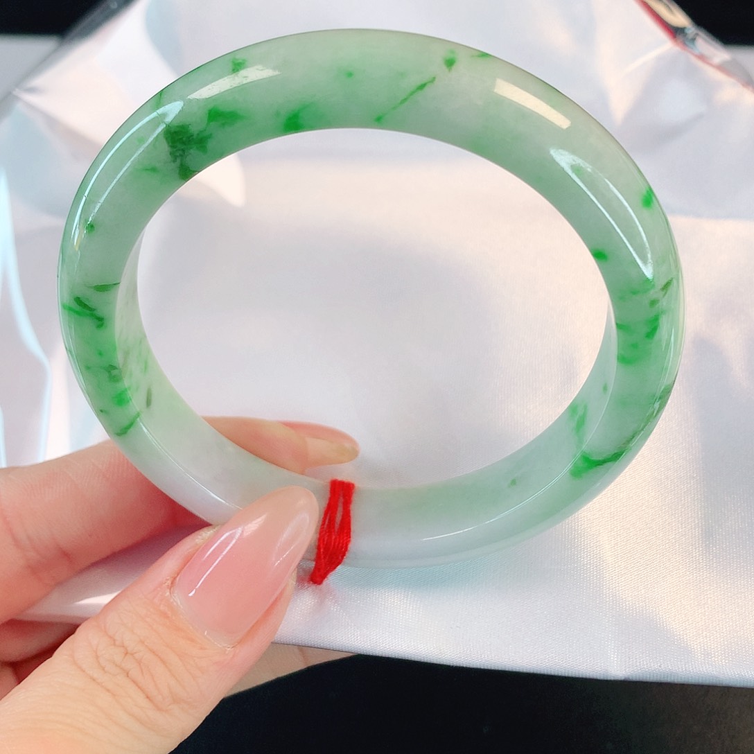 翡翠手镯未镶嵌4341翡翠