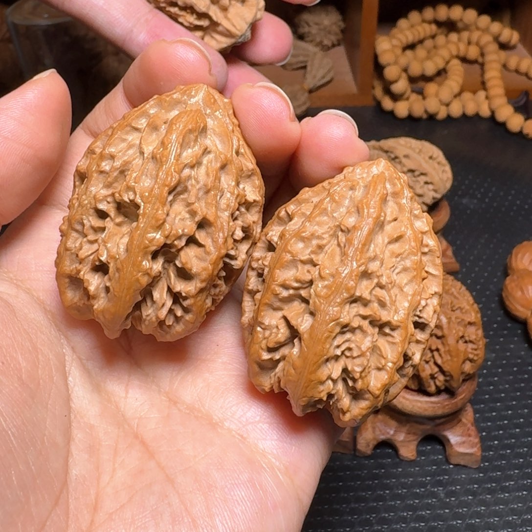 文玩核桃把件蚂蚁塔