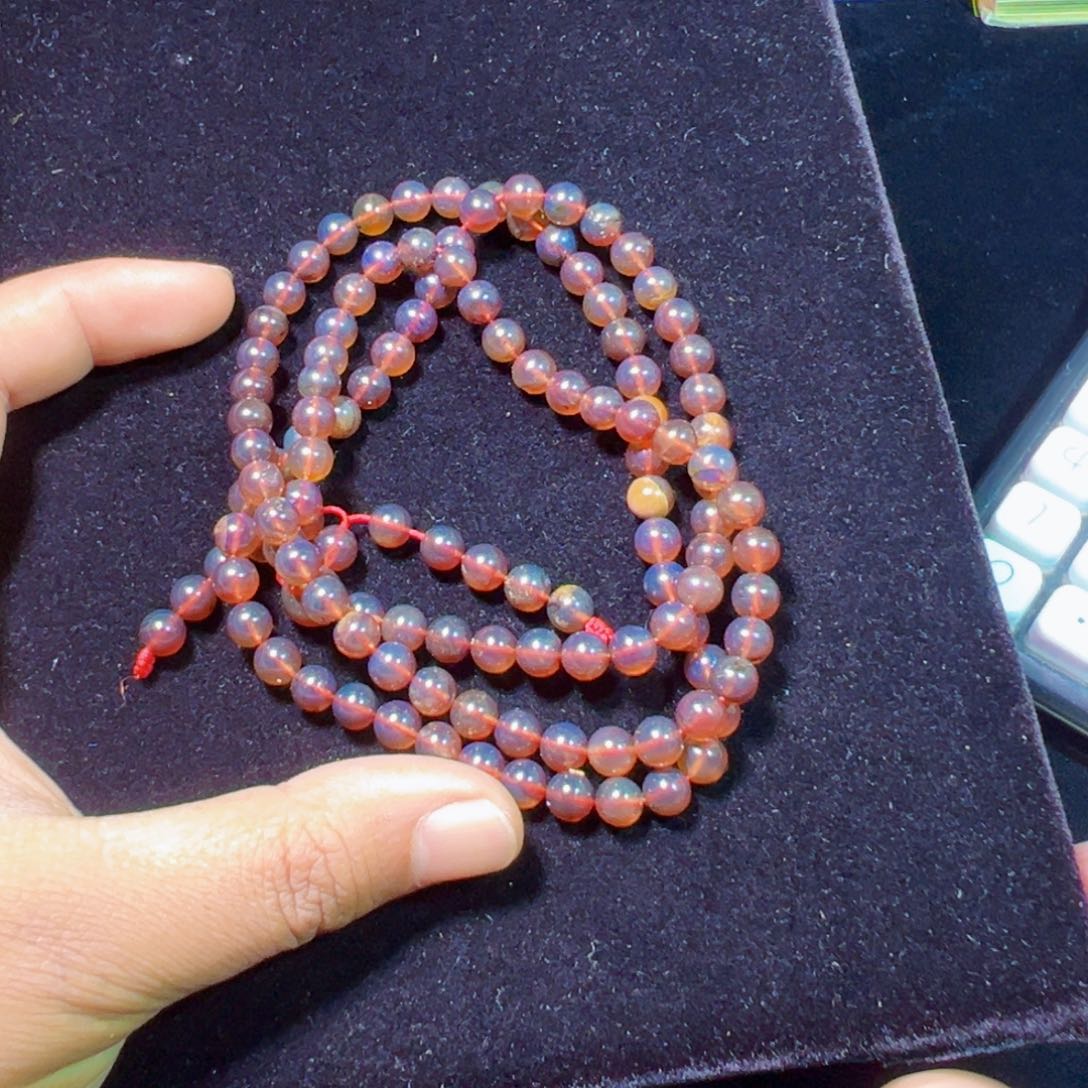 琥珀裸石未镶嵌琥珀