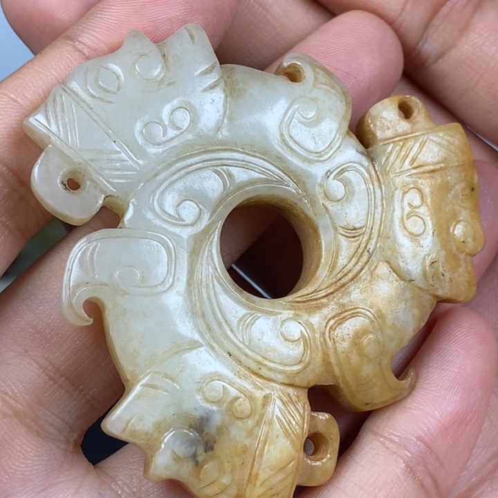 未镶嵌和田玉挂件飞*