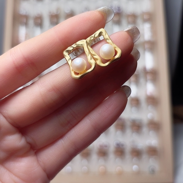 淡水珍珠耳饰未镶嵌