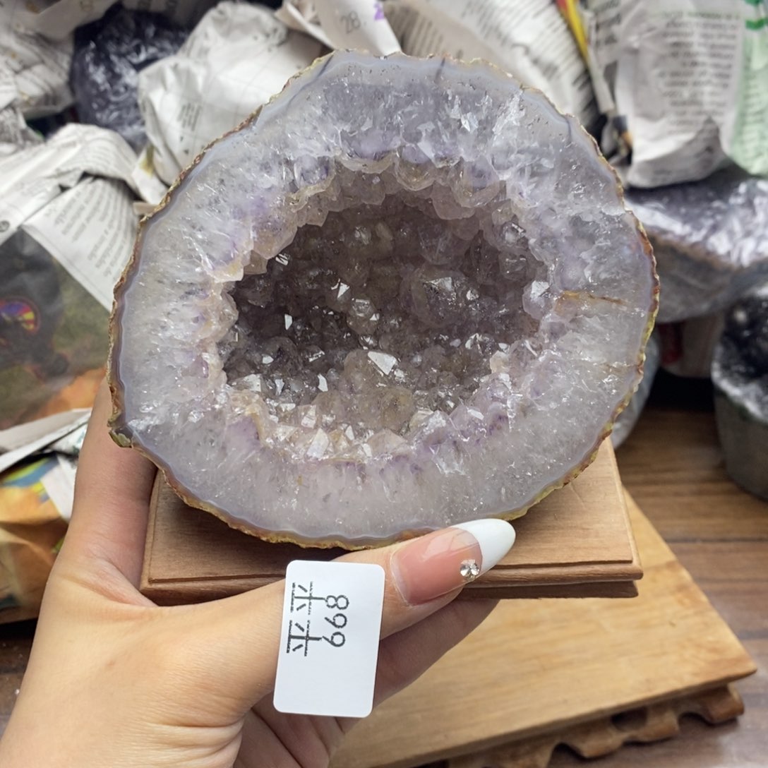 乌拉圭未镶嵌紫晶