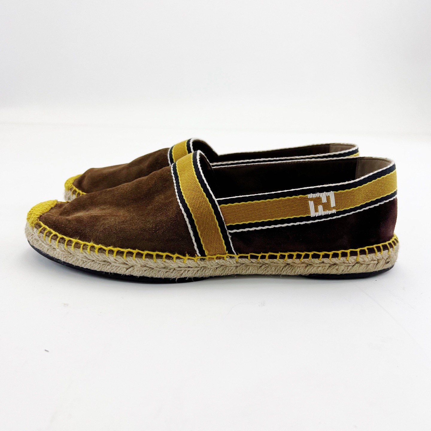 95新 FENDI/芬迪 42码/棕色低帮拼接图案平底鞋/17770172