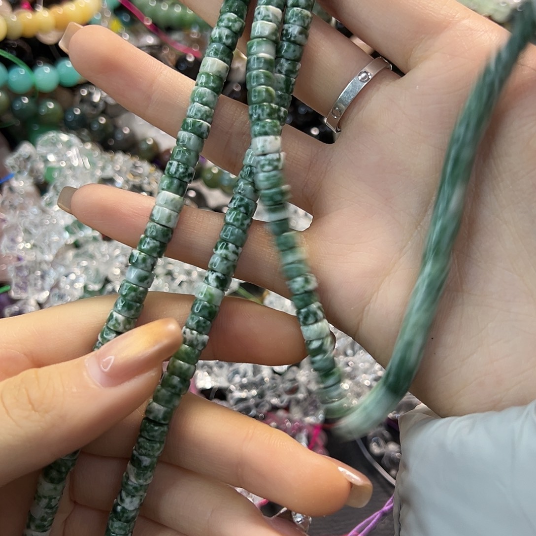 玛瑙/玉髓合金珠宝半成品绿点石卡6一条