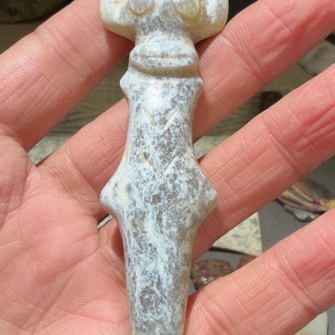 自***~和田玉未镶嵌挂件