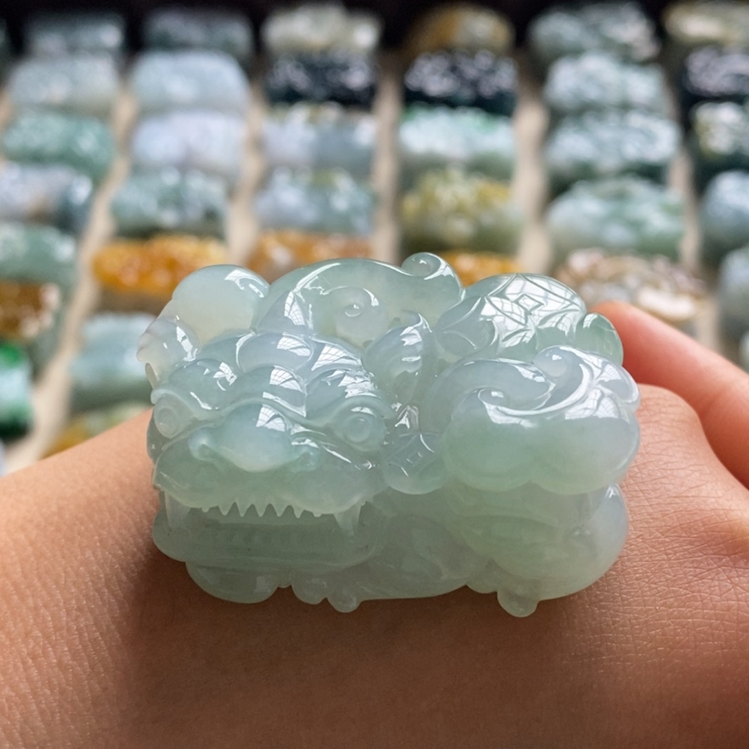 翡翠未镶嵌颈饰天然翡翠貔貅吊坠