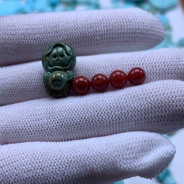 欢****南红玛瑙未镶嵌珠宝奇石