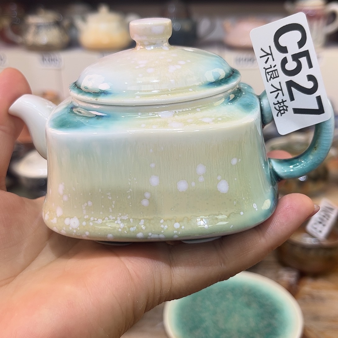 朱泥茶杯陶瓷艺术