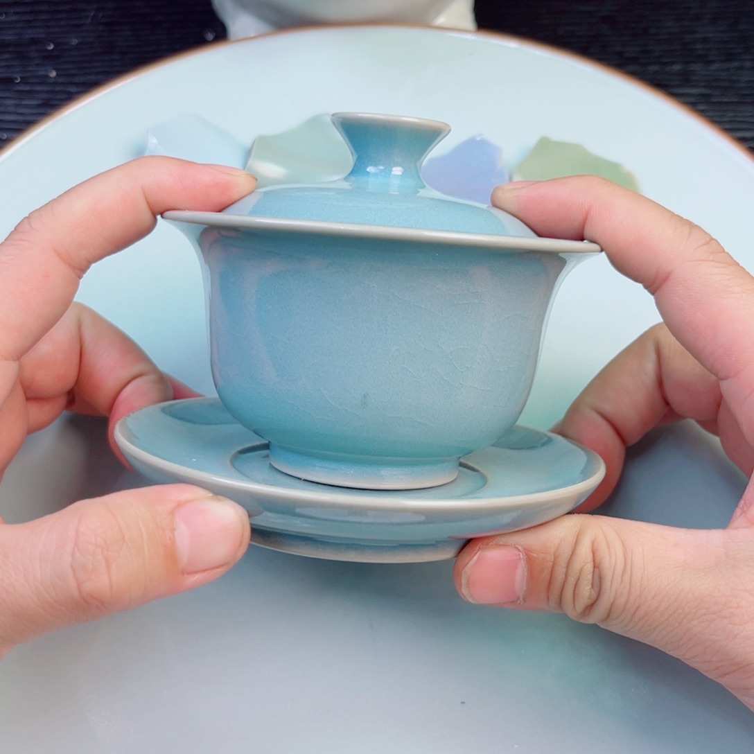 瓷片睿不计成本交个朋友