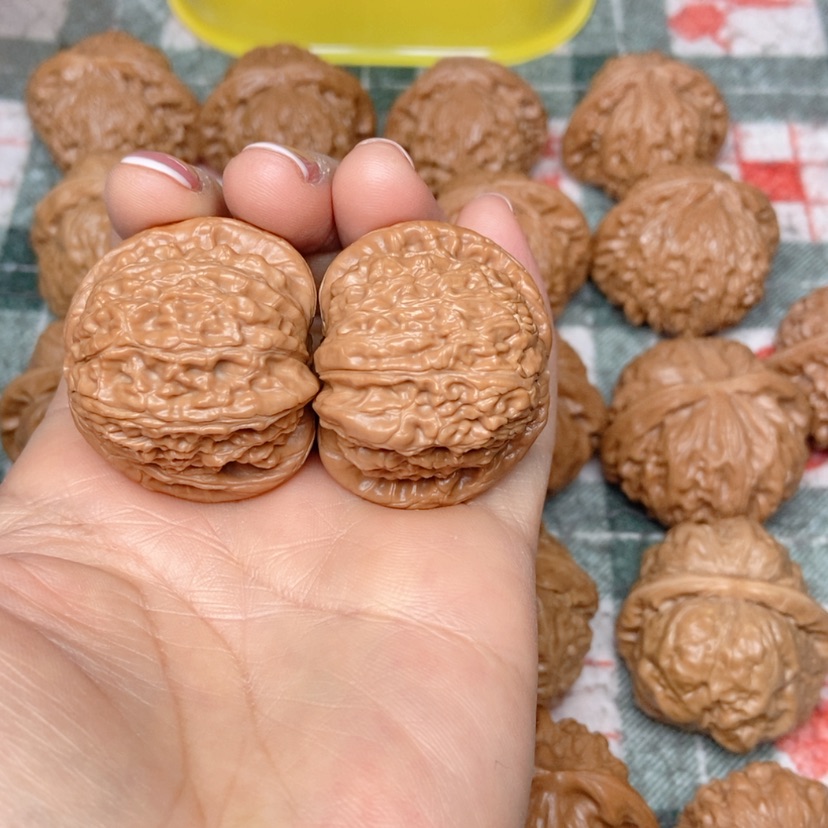 【闪购商品】文玩核桃吊坠白狮子37