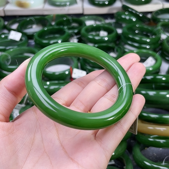 和田玉（碧玉）手镯未镶嵌