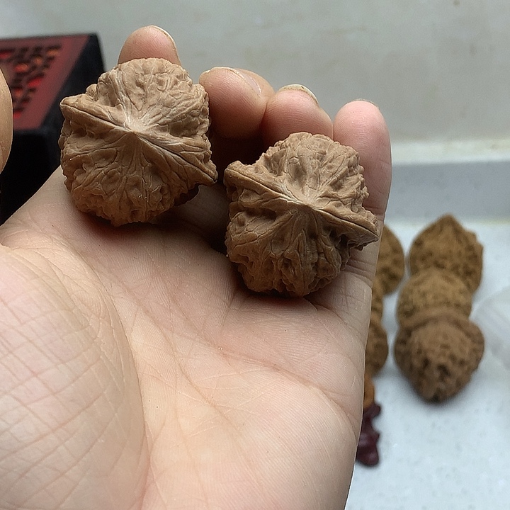 水***鱼吊坠文玩核桃36 凹底