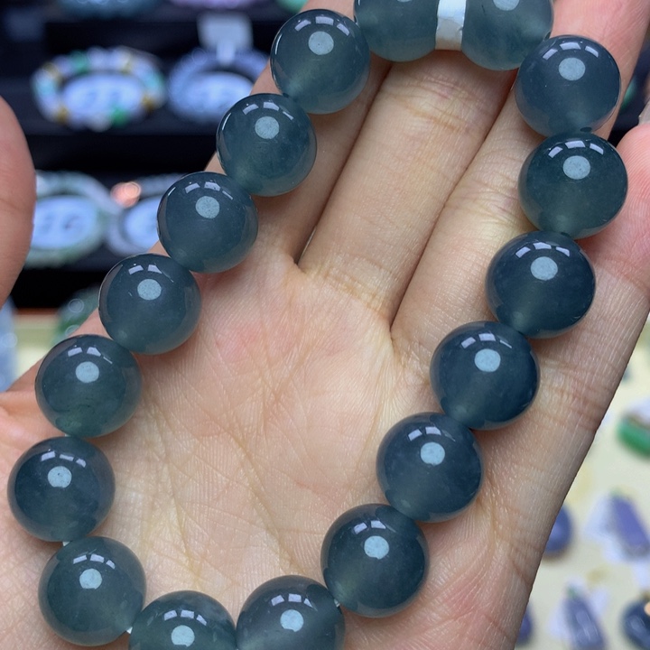 翡翠手链未镶嵌翡翠