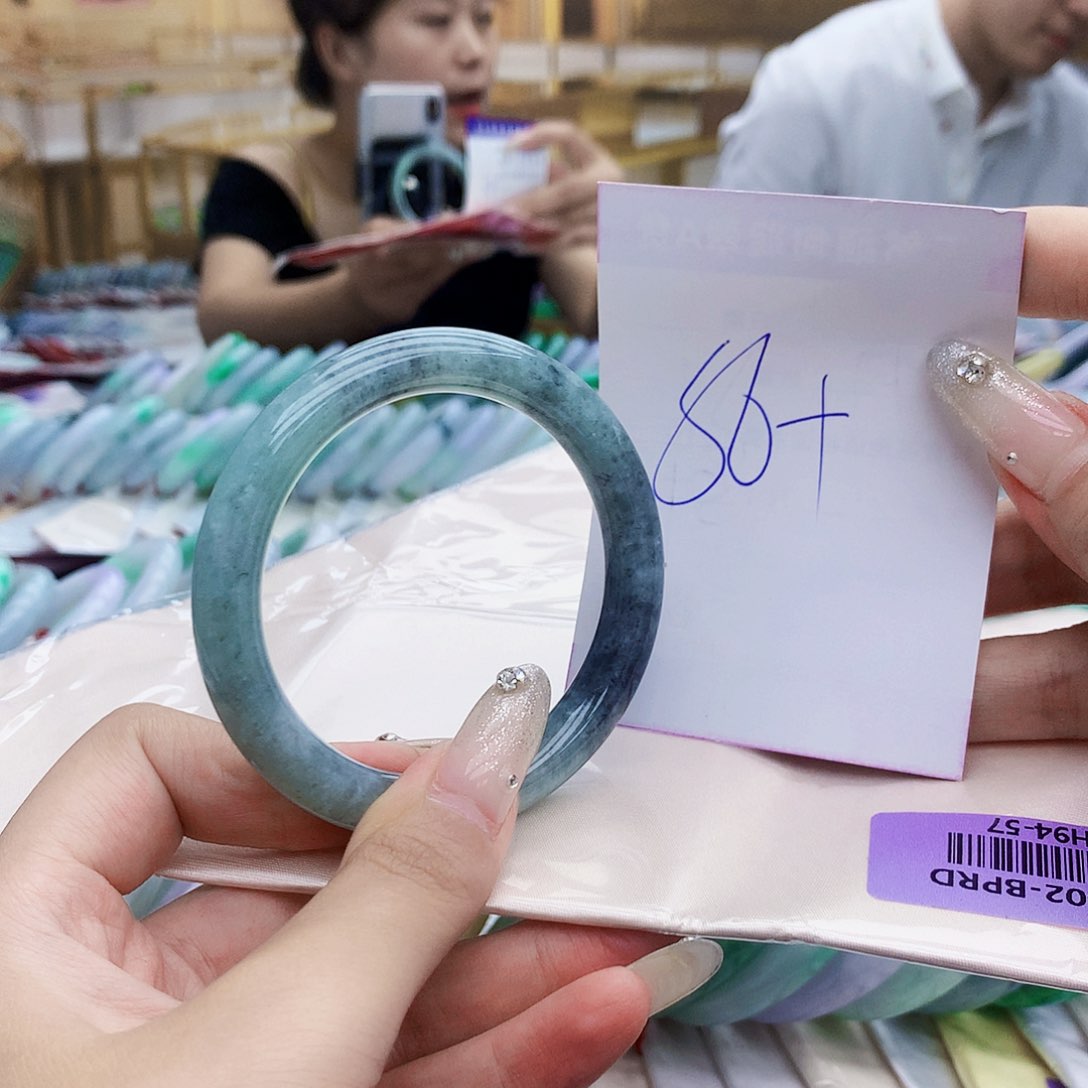 翡翠手镯未镶嵌009887666