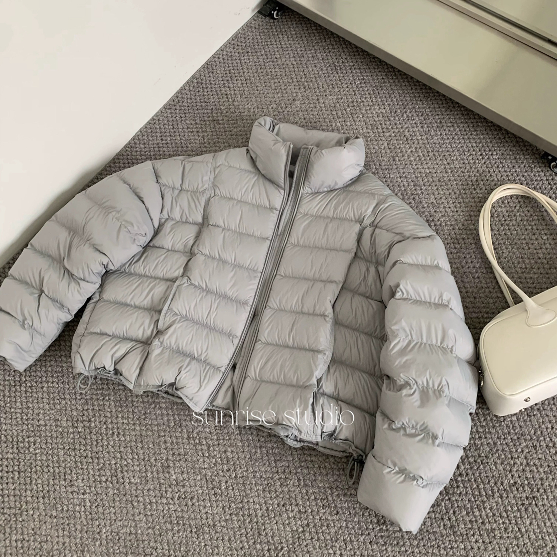 “可溯源”高端90白鸭绒原版排骨羽绒服女短款立领加厚保暖秋冬外套