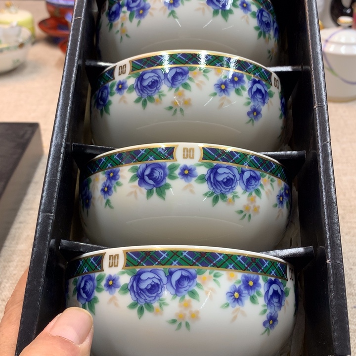 金瓷阁家的美丽瓷器