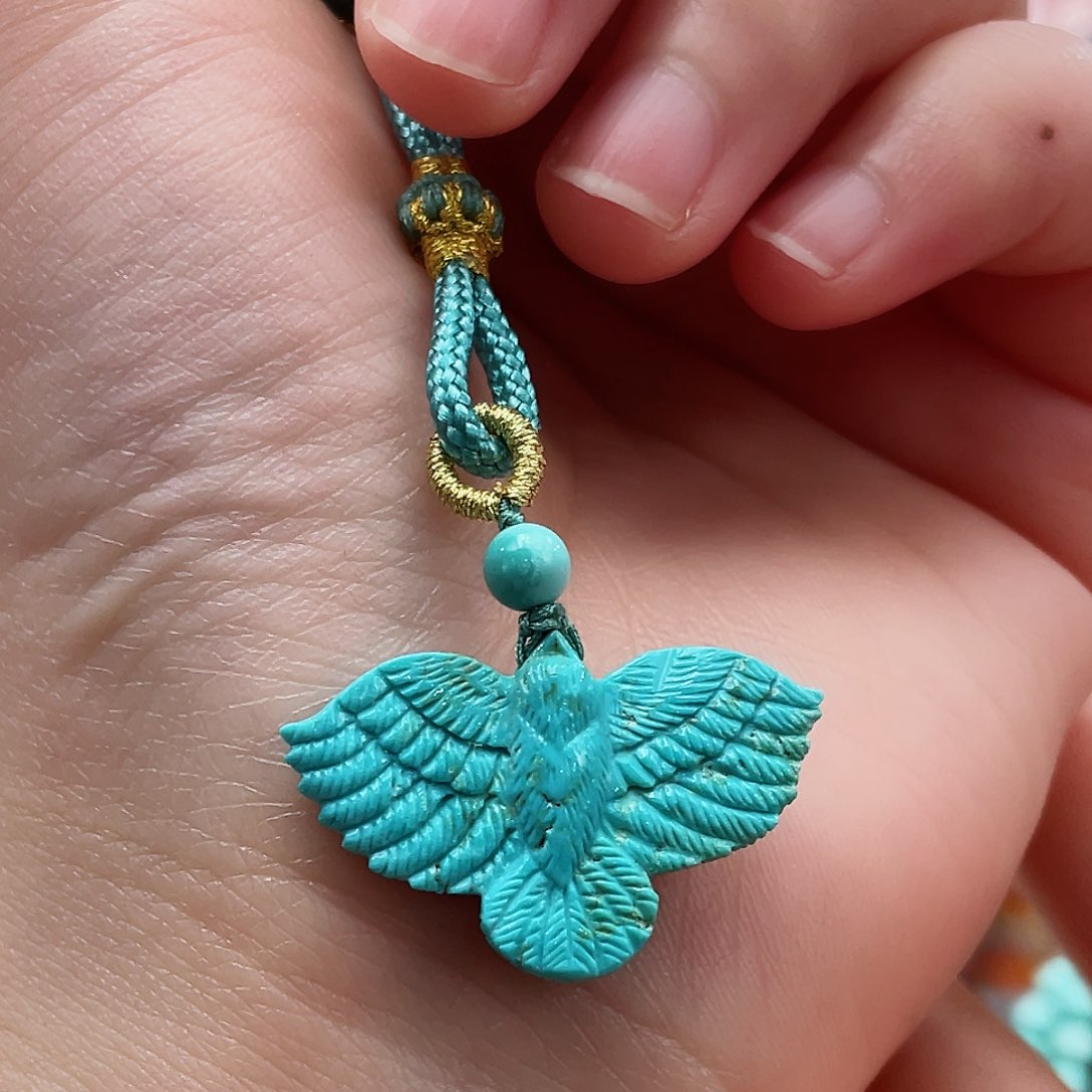 绿松石颈饰未镶嵌